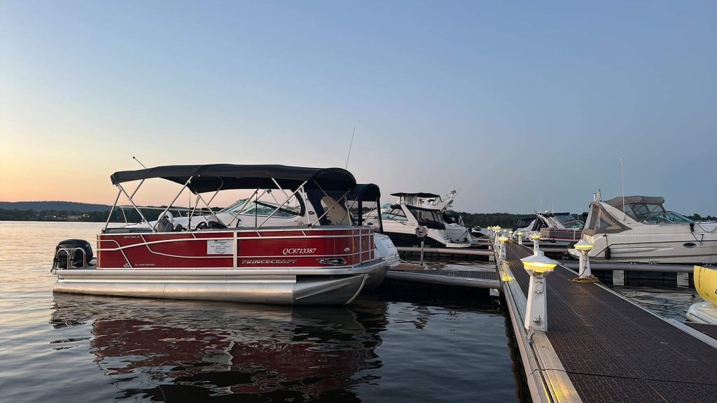 Pontoon in the Laurentians